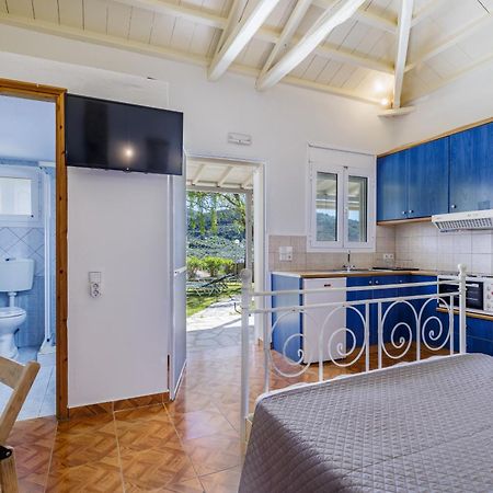 Likasti Apartment Скопелос Екстериор снимка