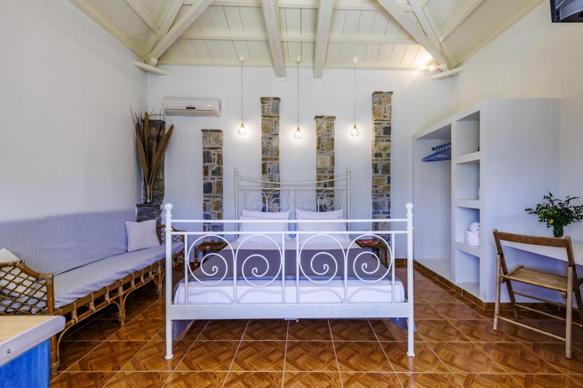 Likasti Apartment Скопелос Екстериор снимка