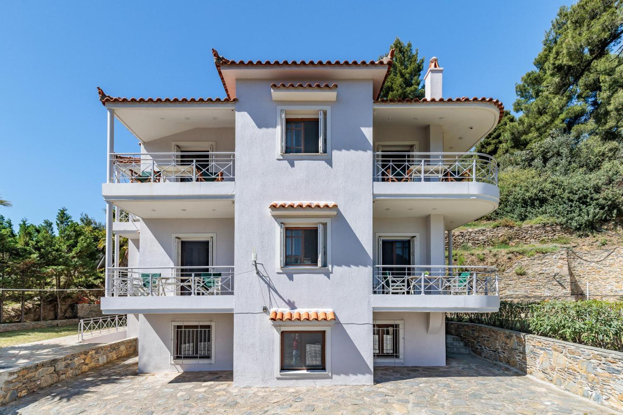 Likasti Apartment Скопелос Екстериор снимка
